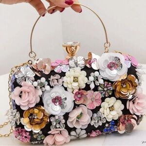 Floral Decor Clip Top Box Bag